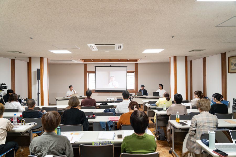 市民ライター育成講座「高梁川流域ライター塾」の様子
